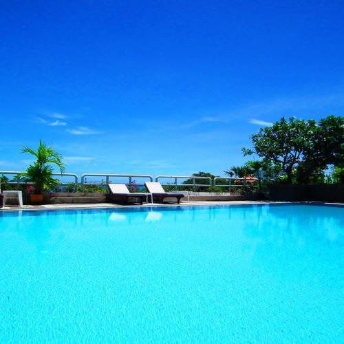 Апартаменти Abricole At Pattaya Hill Екстер'єр фото